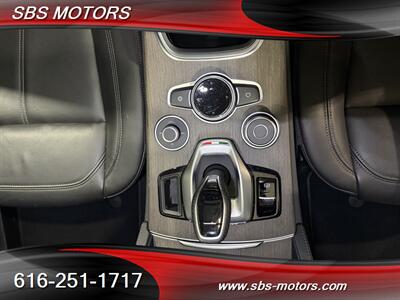 2022 Alfa Romeo Stelvio Ti   - Photo 27 - Grand Rapids, MI 49512