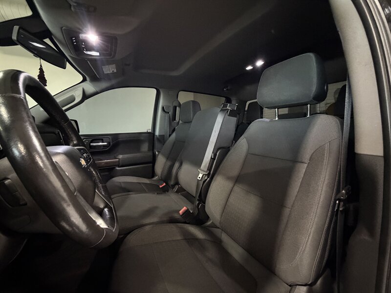 2019 Chevrolet Silverado 1500 LT - Photo 7 - Grand Rapids, MI 49512