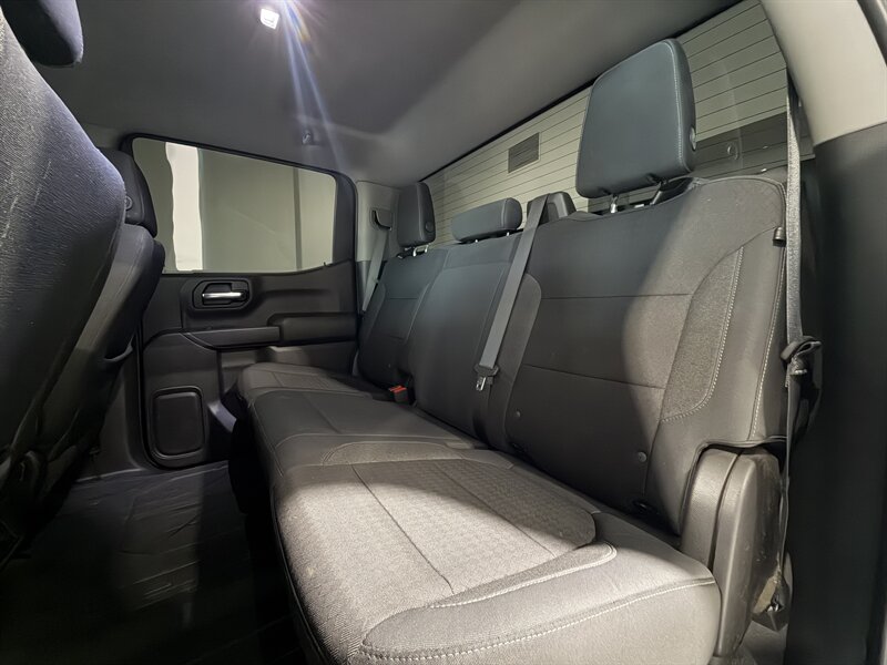 2019 Chevrolet Silverado 1500 LT - Photo 13 - Grand Rapids, MI 49512