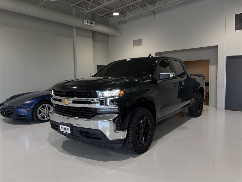 2019 Chevrolet Silverado 1500 LT - Photo 3 - Grand Rapids, MI 49512