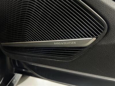 2018 Audi A4 2.0T quattro Premium Plus   - Photo 14 - Grand Rapids, MI 49512