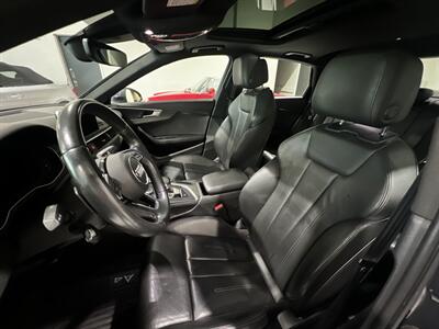 2018 Audi A4 2.0T quattro Premium Plus   - Photo 8 - Grand Rapids, MI 49512