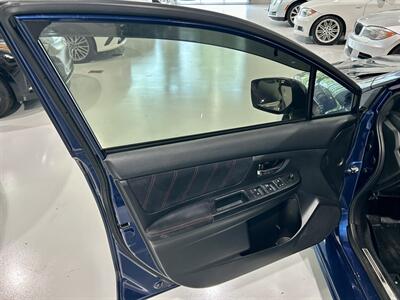 2015 Subaru WRX STI   - Photo 9 - Grand Rapids, MI 49512