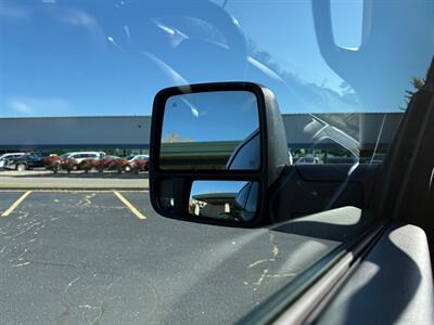 2024 RAM 3500 Big Horn   - Photo 9 - Grand Rapids, MI 49512