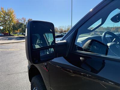 2024 RAM 3500 Big Horn   - Photo 8 - Grand Rapids, MI 49512