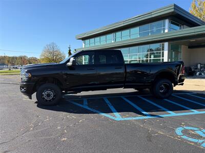 2024 RAM 3500 Big Horn   - Photo 12 - Grand Rapids, MI 49512