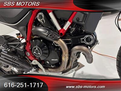 2022 Ducati Scrambler FASTHOUSE  736/800 - Photo 9 - Grand Rapids, MI 49512