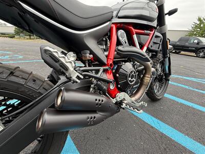 2022 Ducati Scrambler FASTHOUSE 736/800 - Photo 22 - Grand Rapids, MI 49512