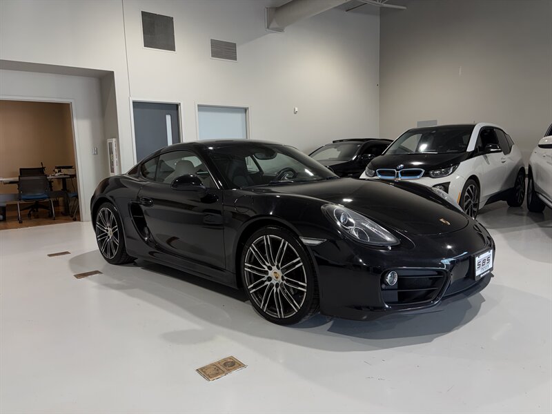 2016 Porsche Cayman Black Edition   - Photo 1 - Grand Rapids, MI 49512