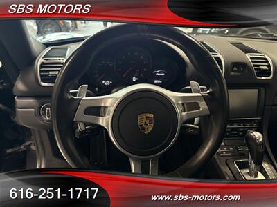 2016 Porsche Cayman Black Edition   - Photo 11 - Grand Rapids, MI 49512