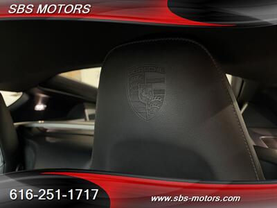 2016 Porsche Cayman Black Edition   - Photo 8 - Grand Rapids, MI 49512