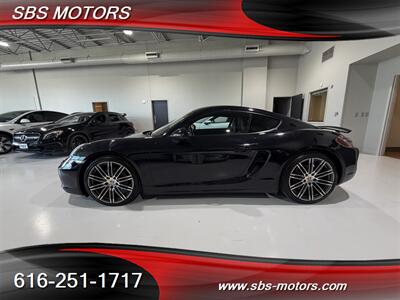 2016 Porsche Cayman Black Edition   - Photo 5 - Grand Rapids, MI 49512