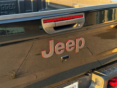 2021 Jeep Gladiator Rubicon - Photo 12 - Grand Rapids, MI 49512