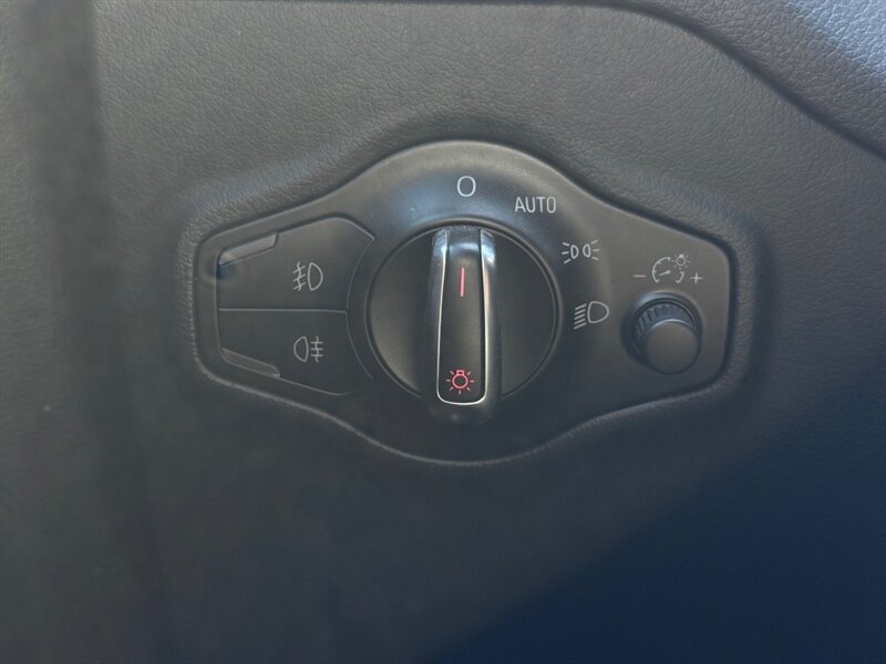 2012 Audi Q5 2.0T quattro Premium Plus - Photo 25 - Grand Rapids, MI 49512