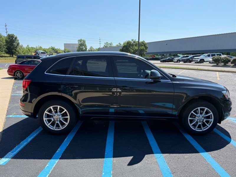 2012 Audi Q5 2.0T quattro Premium Plus - Photo 14 - Grand Rapids, MI 49512
