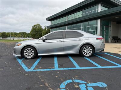 2019 Toyota Camry LE - Photo 10 - Grand Rapids, MI 49512