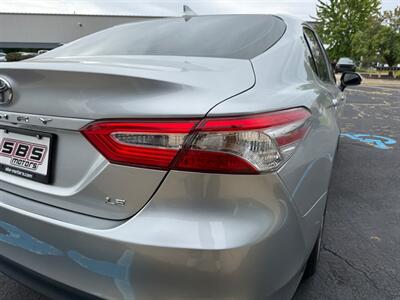 2019 Toyota Camry LE - Photo 15 - Grand Rapids, MI 49512