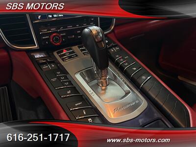 2016 Porsche Panamera 4 - Photo 28 - Grand Rapids, MI 49512