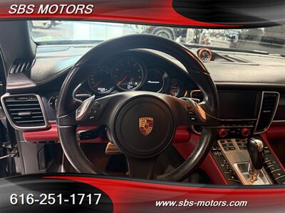 2016 Porsche Panamera 4 - Photo 20 - Grand Rapids, MI 49512