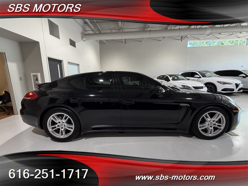 2016 Porsche Panamera 4 - Photo 13 - Grand Rapids, MI 49512