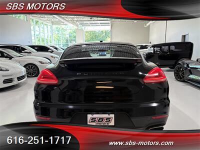 2016 Porsche Panamera 4 - Photo 9 - Grand Rapids, MI 49512
