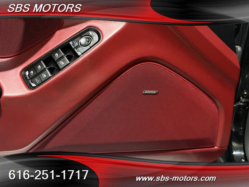 2016 Porsche Panamera 4 - Photo 17 - Grand Rapids, MI 49512