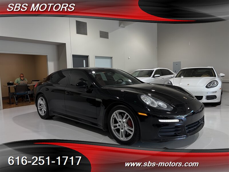 2016 Porsche Panamera 4   - Photo 1 - Grand Rapids, MI 49512