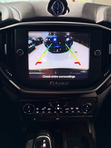 2016 Maserati Ghibli S Q4 - Photo 9 - Grand Rapids, MI 49512