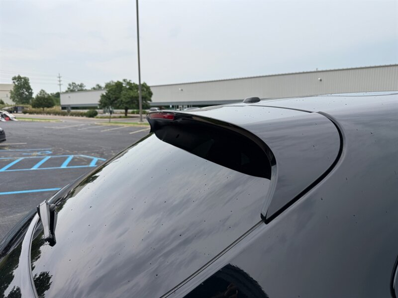 2018 Porsche Macan S - Photo 10 - Grand Rapids, MI 49512