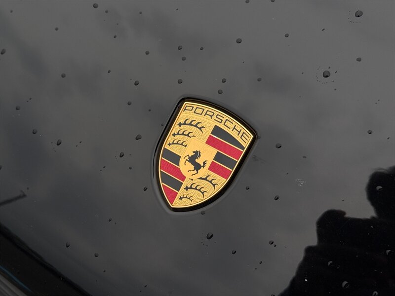 2018 Porsche Macan S - Photo 5 - Grand Rapids, MI 49512