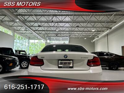 2018 BMW 2 Series 230i   - Photo 4 - Grand Rapids, MI 49512