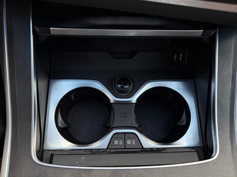 2021 BMW X7 M50i - Photo 34 - Grand Rapids, MI 49512