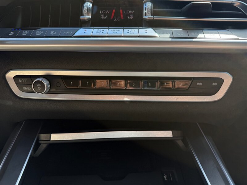 2021 BMW X7 M50i - Photo 33 - Grand Rapids, MI 49512