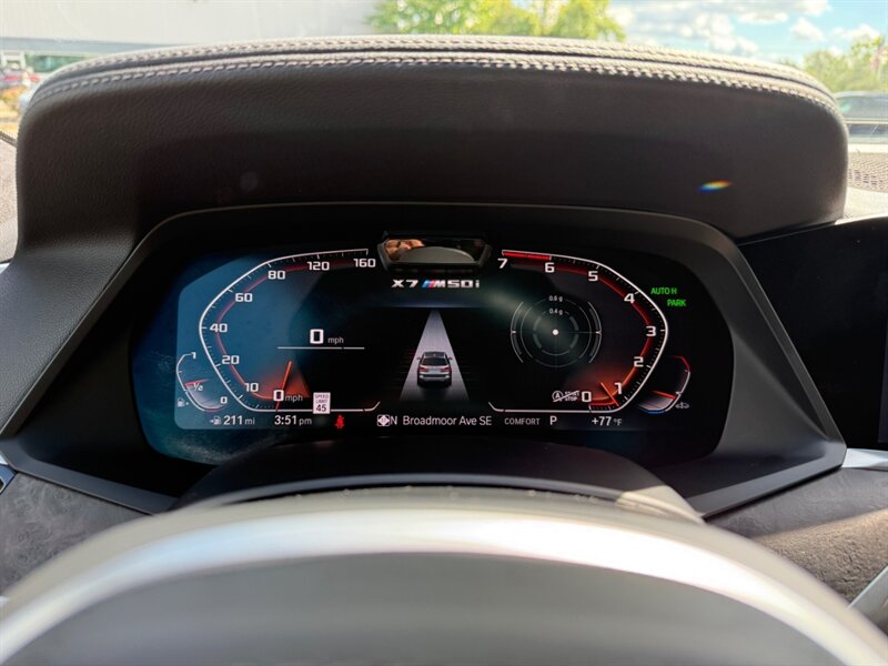 2021 BMW X7 M50i - Photo 29 - Grand Rapids, MI 49512