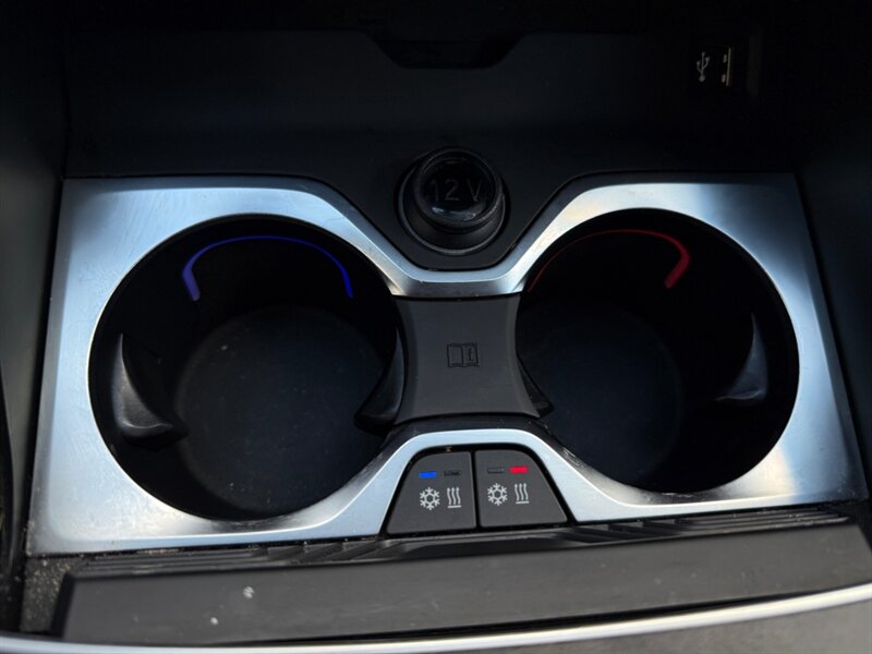 2021 BMW X7 M50i - Photo 35 - Grand Rapids, MI 49512