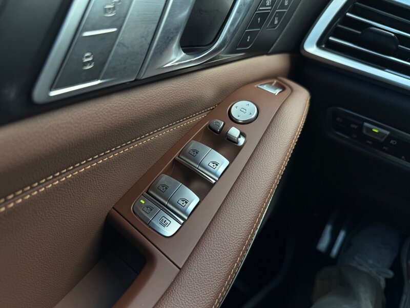 2021 BMW X7 M50i - Photo 23 - Grand Rapids, MI 49512