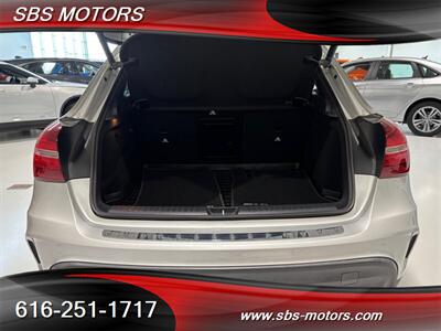 2018 Mercedes-Benz GLA AMG GLA 45   - Photo 5 - Grand Rapids, MI 49512