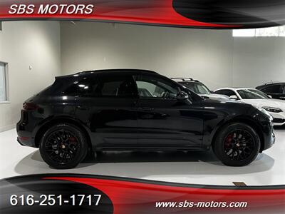 2016 Porsche Macan Turbo   - Photo 4 - Grand Rapids, MI 49512