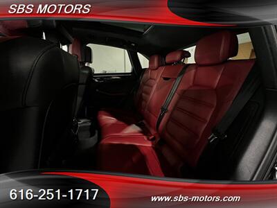 2016 Porsche Macan Turbo   - Photo 10 - Grand Rapids, MI 49512