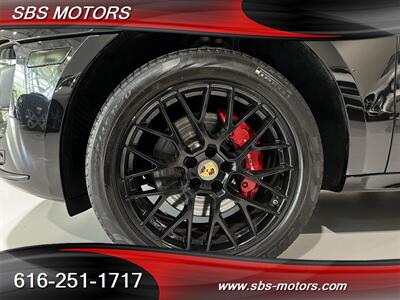 2016 Porsche Macan Turbo   - Photo 12 - Grand Rapids, MI 49512