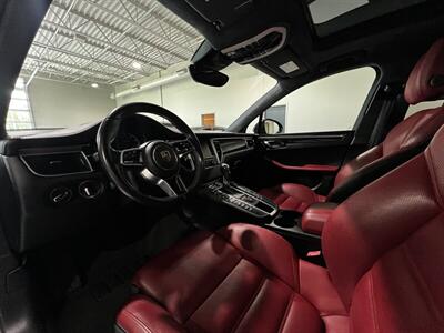 2016 Porsche Macan Turbo   - Photo 8 - Grand Rapids, MI 49512