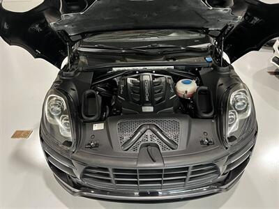 2016 Porsche Macan Turbo   - Photo 13 - Grand Rapids, MI 49512
