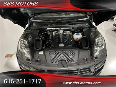 2016 Porsche Macan Turbo   - Photo 13 - Grand Rapids, MI 49512
