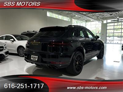 2016 Porsche Macan Turbo   - Photo 5 - Grand Rapids, MI 49512