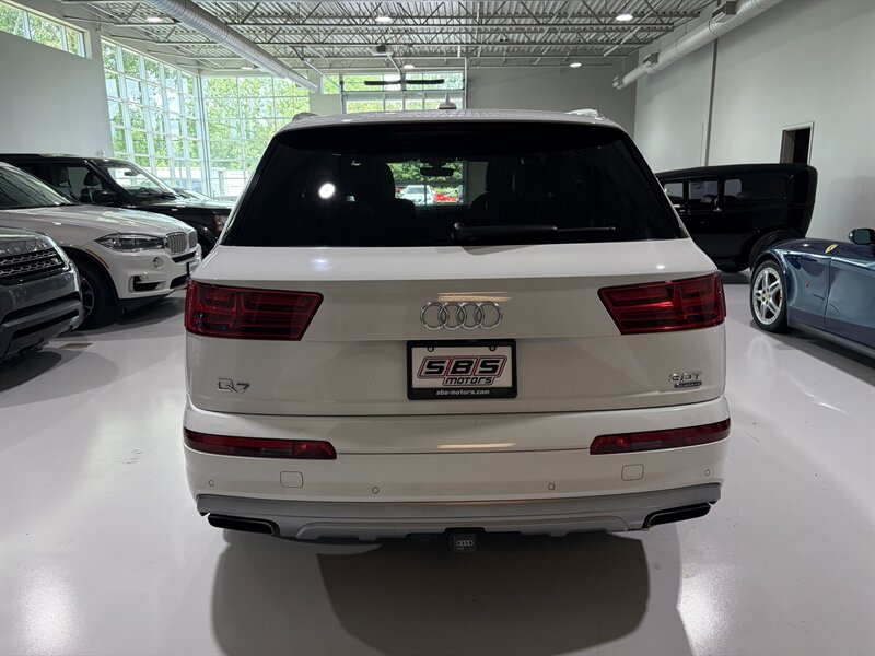 2018 Audi Q7 3.0T quattro Premium Plus - Photo 11 - Grand Rapids, MI 49512