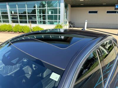 2014 Mercedes-Benz E 550 4MATIC - Photo 8 - Grand Rapids, MI 49512
