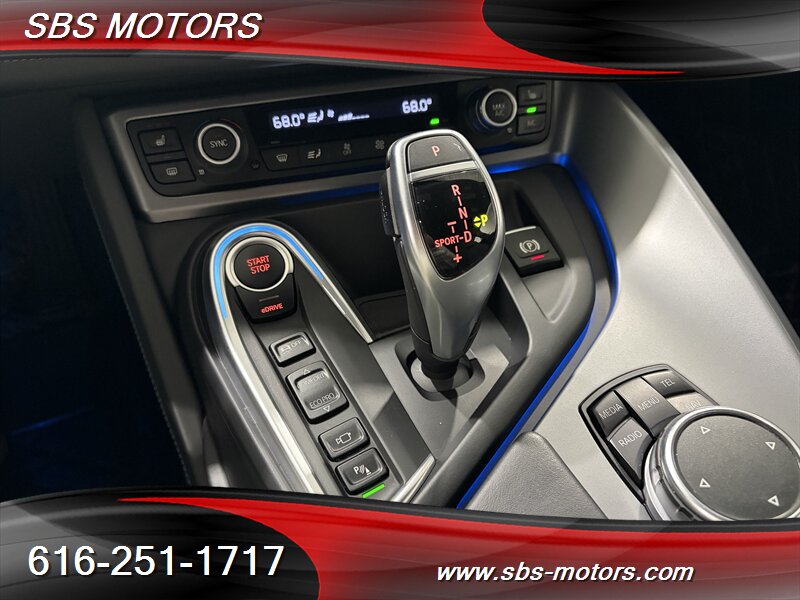 2015 BMW i8 - Photo 21 - Grand Rapids, MI 49512