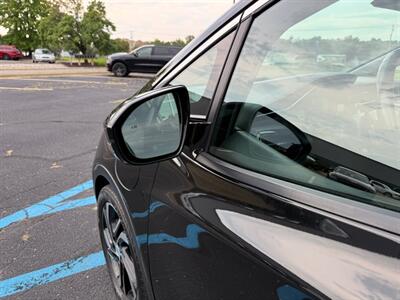 2023 Chevrolet Bolt EV 2LT - Photo 10 - Grand Rapids, MI 49512