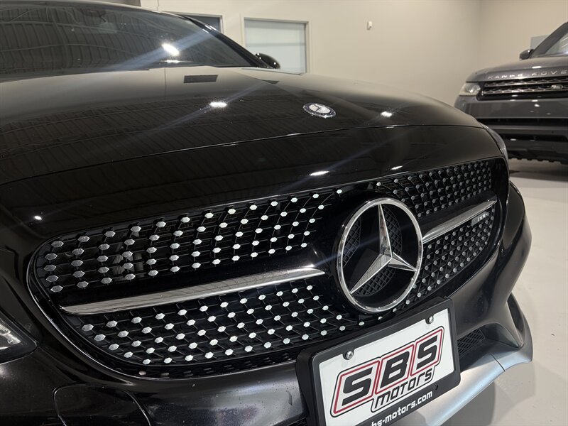 2017 Mercedes-Benz AMG C 43 - Photo 2 - Grand Rapids, MI 49512