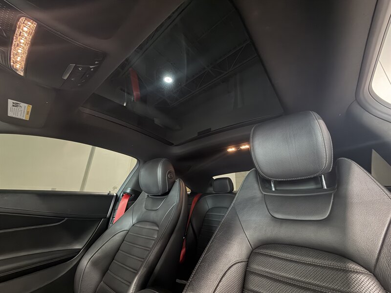 2017 Mercedes-Benz AMG C 43 - Photo 22 - Grand Rapids, MI 49512
